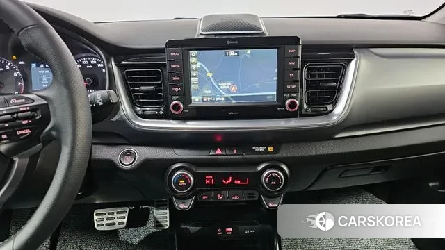 Kia Stonic 2018 Белый из Кореи, фото 6