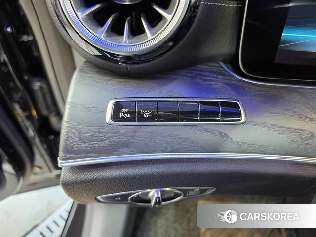 Mercedes-Benz E-Class W213 2018 Черный из Кореи, фото 6