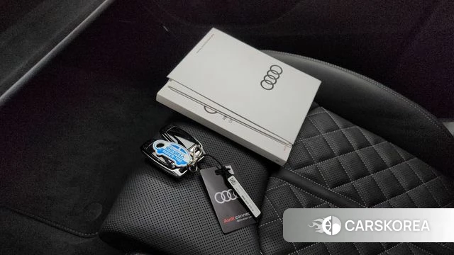 Audi Q8 (4M) 2026 Черный из Кореи, фото 6