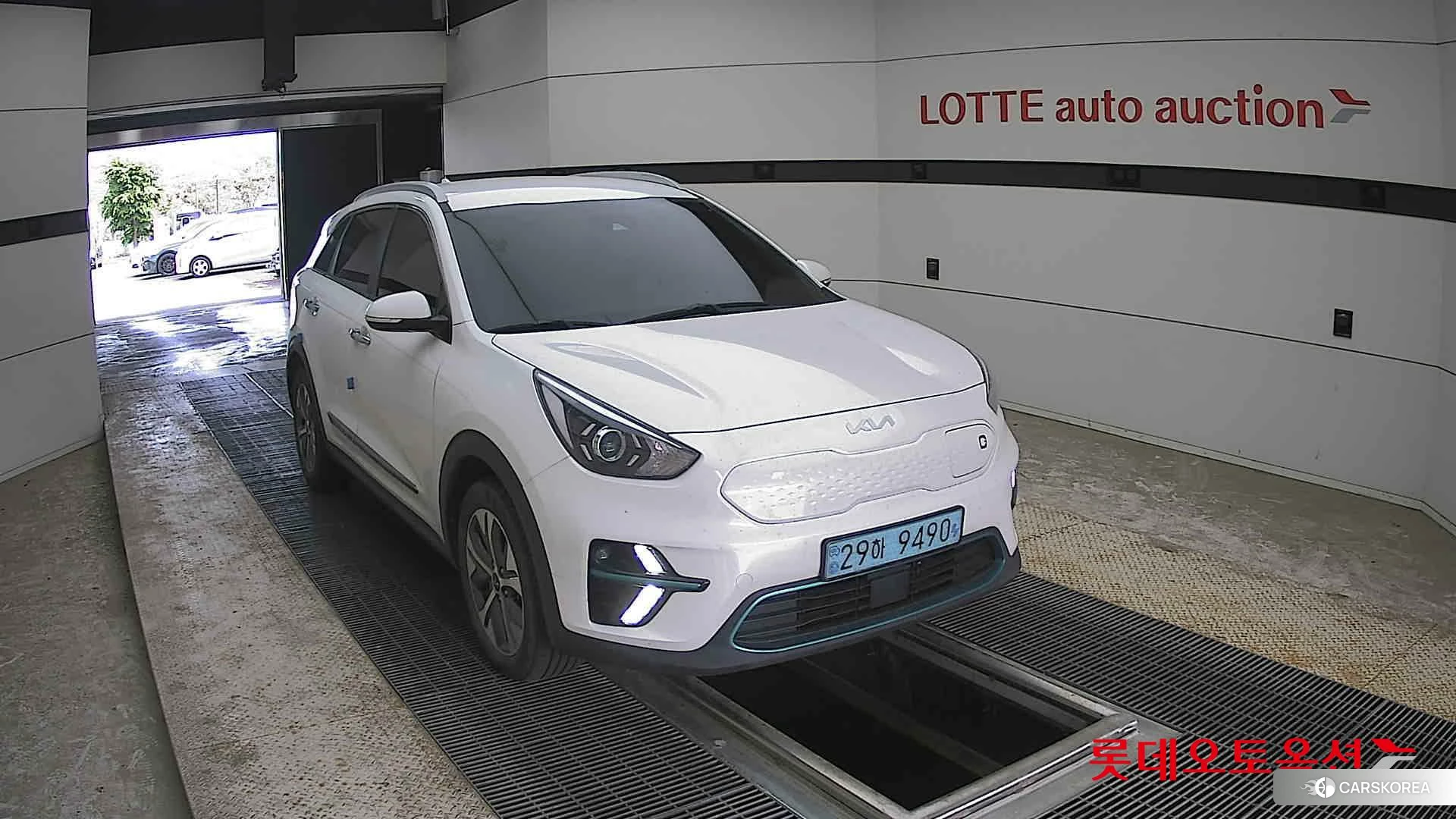 Kia Niro EV 2022 Snow White Pearl (optional) из Кореи, фото 6
