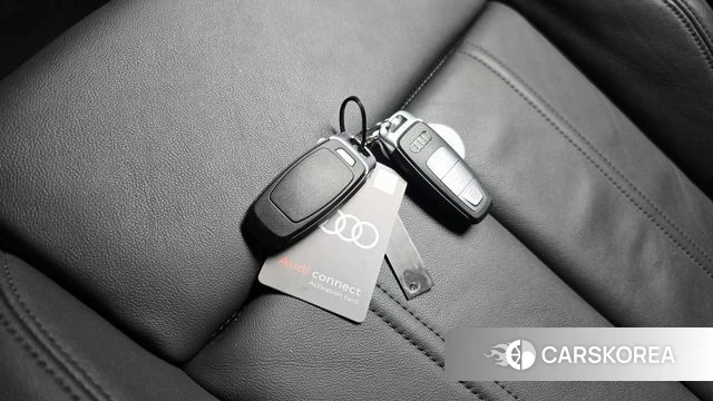 Audi A3 (8Y) 2023 Белый из Кореи, фото 6