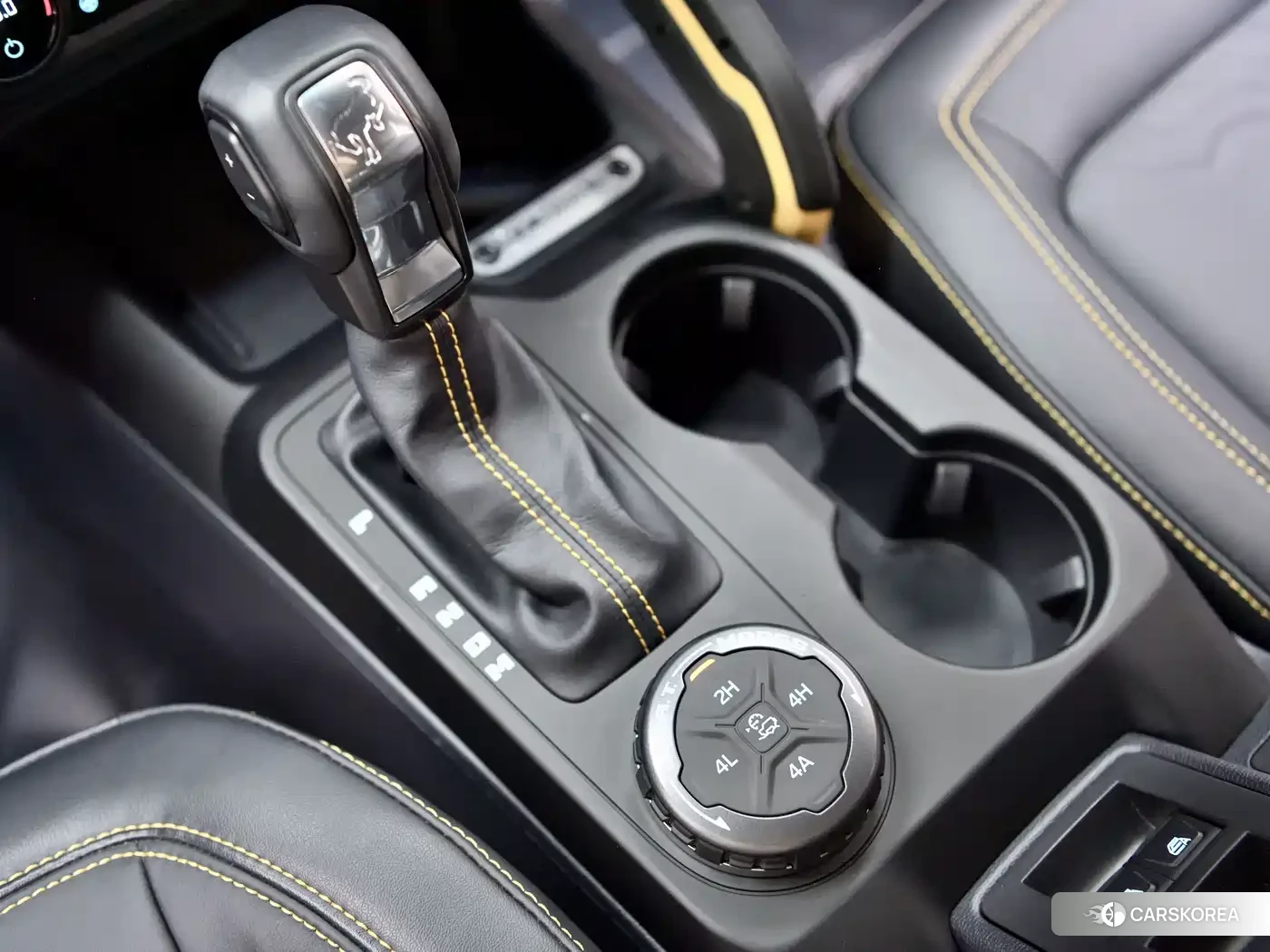 Ford Mustang 2025 Silver/gray из Китая, фото 6