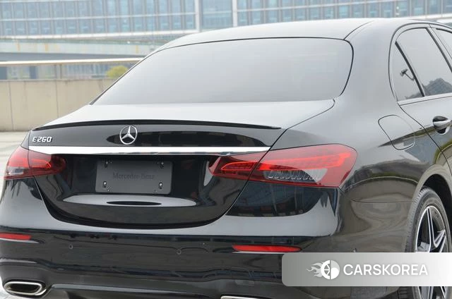 Mercedes-Benz E-class (imported) 2021 Черный из Китая, фото 6