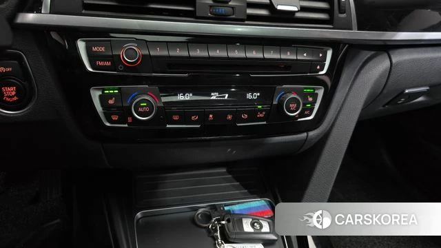 BMW 3 Series GT (F34) 2018 Белый из Кореи, фото 6