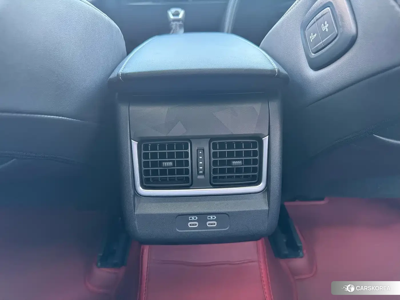Toyota Camry 2024 Белый из Китая, фото 6