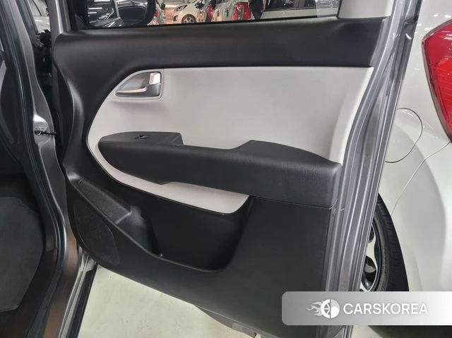 Kia Morning Urban (JA) 2021 Серебряный из Кореи, фото 6