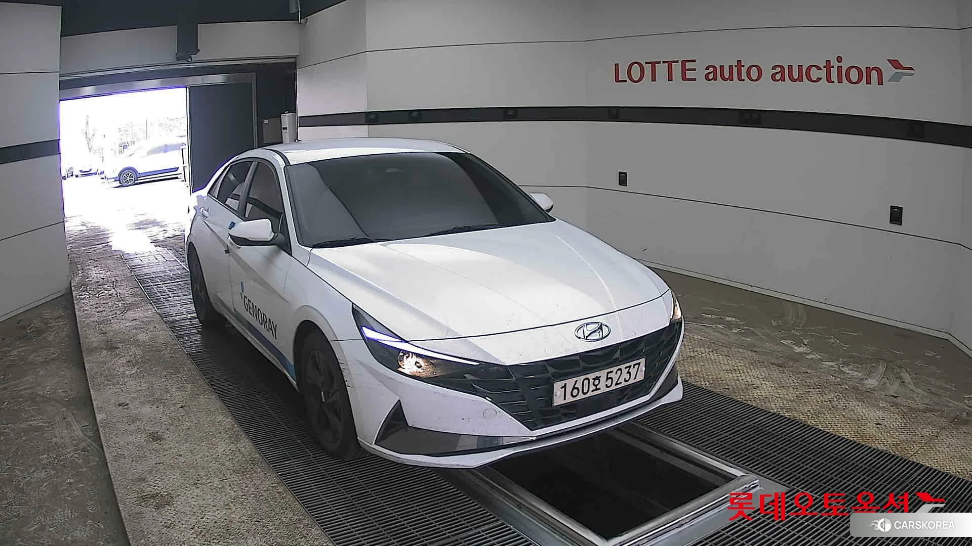 Hyundai Avante Hybrid 2021 Polar White из Кореи, фото 6