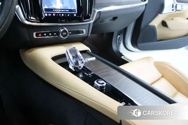 Volvo S90 2021 Серебряный из Кореи, фото 6