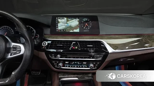 BMW 5 Series (G30) 2018 Белый из Кореи, фото 6