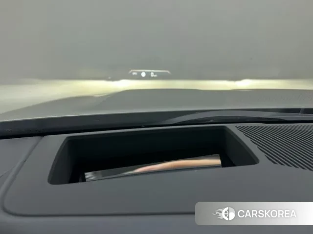 BMW 5 Series (G60) 2024 Черный из Кореи, фото 6