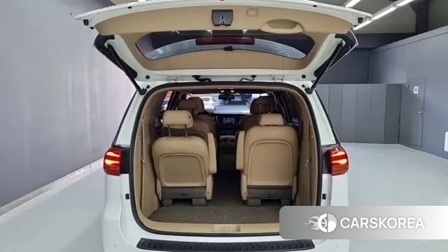 Kia The New Carnival 2019 Белый из Кореи, фото 6