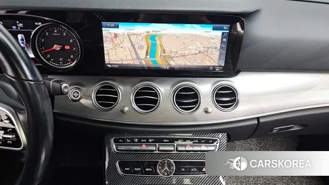 Mercedes-Benz E-Class W213 2019 Белый из Кореи, фото 6