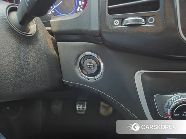 Ssangyong Rexton Sports 2019 Красный из Кореи, фото 6