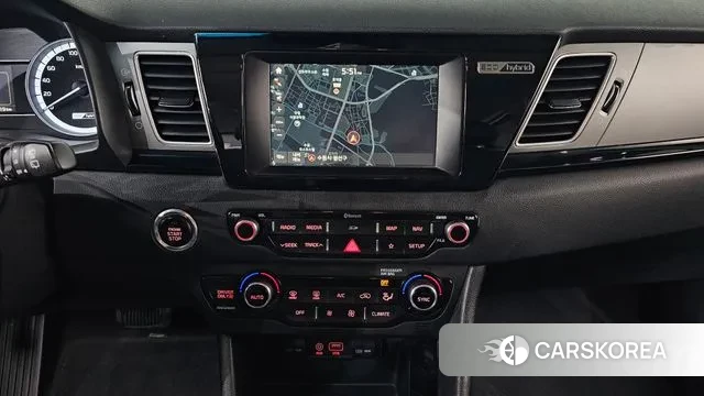 Kia Niro 2018 Белый из Кореи, фото 6