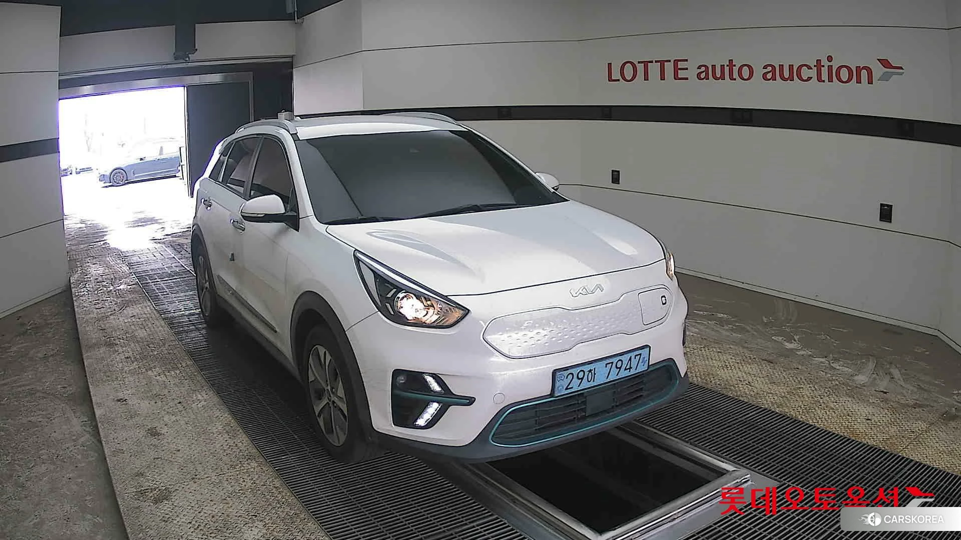 Kia Niro EV 2022 Snow White Pearl (optional) из Кореи, фото 6