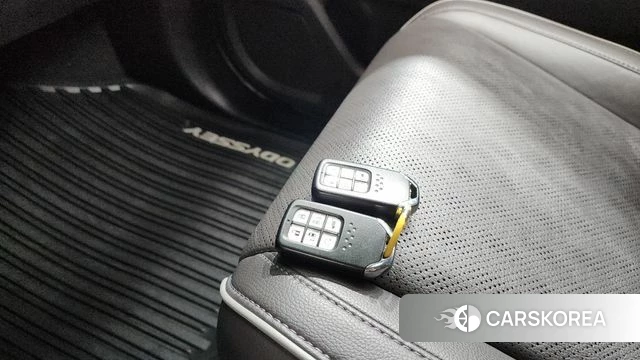 Honda Odyssey 2021 Черный из Кореи, фото 6