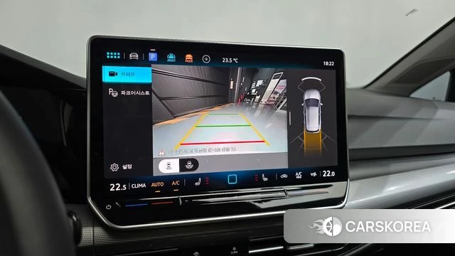Volkswagen Golf 8th Generation 2025 Белый из Кореи, фото 6