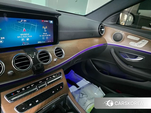 Mercedes-Benz E-Class W213 2021 Черный из Кореи, фото 6