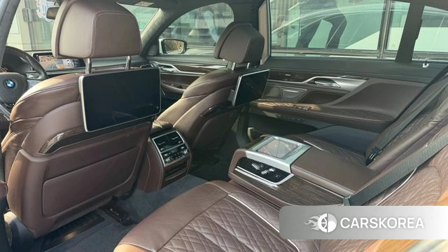 BMW 7 Series (G11) 2022 Белый из Кореи, фото 6