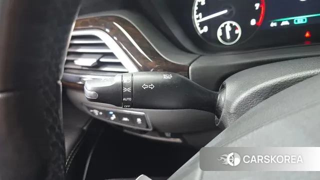 Genesis G90 2018 Черный из Кореи, фото 6