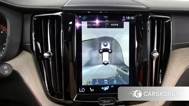 Volvo XC60 second Generation 2018 Белый из Кореи, фото 6