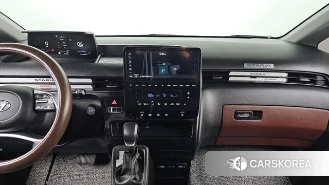 Hyundai Staria 2023 Белый из Кореи, фото 6