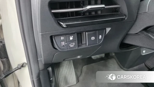 Kia EV6 2021 Жемчужный цвет из Кореи, фото 6