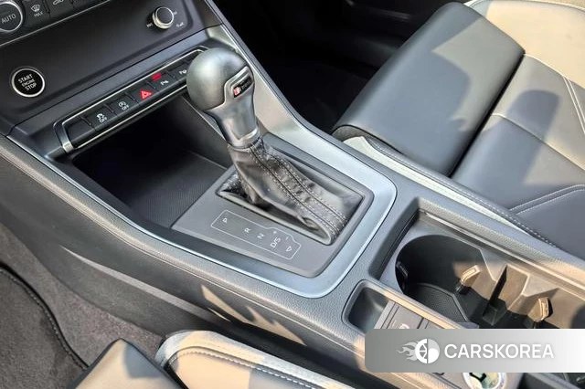 Audi Q3 2023 Темно-серый из Китая, фото 6