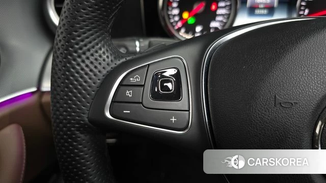 Mercedes-Benz E-Class W213 2018 Белый из Кореи, фото 6