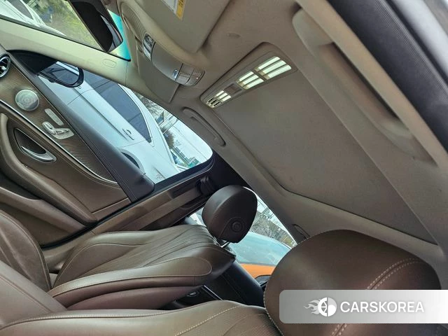 Mercedes-Benz E-Class W213 2019 Серебристо-серый из Кореи, фото 6