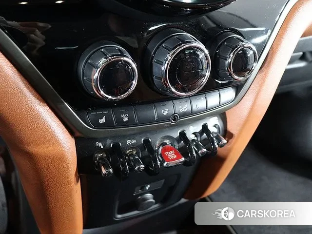 Mini Cooper S Countryman 2022 Небесно-голубой из Кореи, фото 6