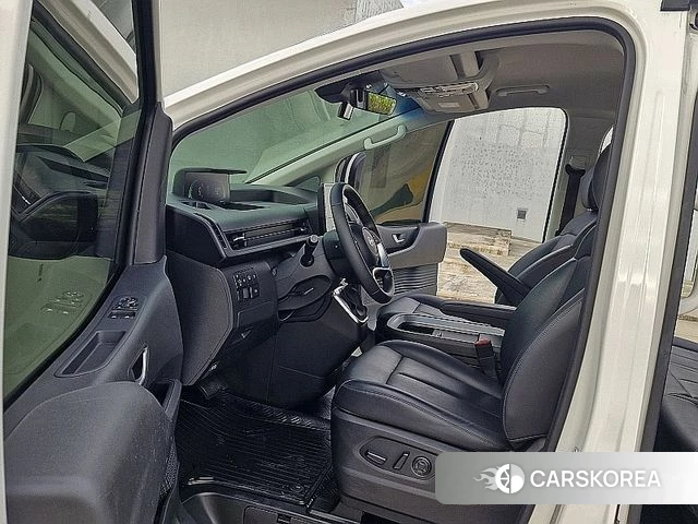Hyundai Staria 2024 Белый из Кореи, фото 6