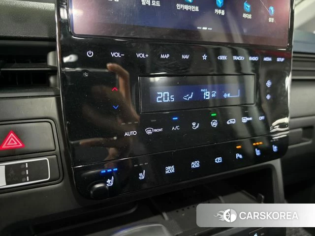 Hyundai Staria 2023 Светло-серебряный цвет из Кореи, фото 6