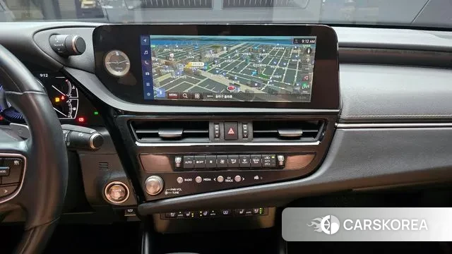 Lexus ES300h 7th generation 2022 Серебряный из Кореи, фото 6