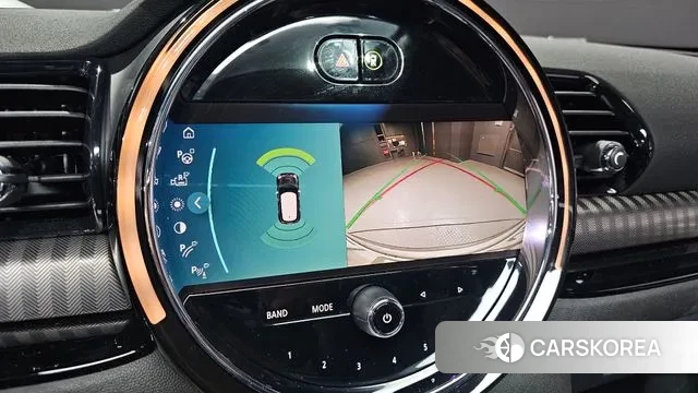 Mini Cooper S Clubman 2023 Серебристо-серый из Кореи, фото 6