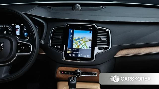 Volvo XC90 second Generation 2019 Белый из Кореи, фото 6