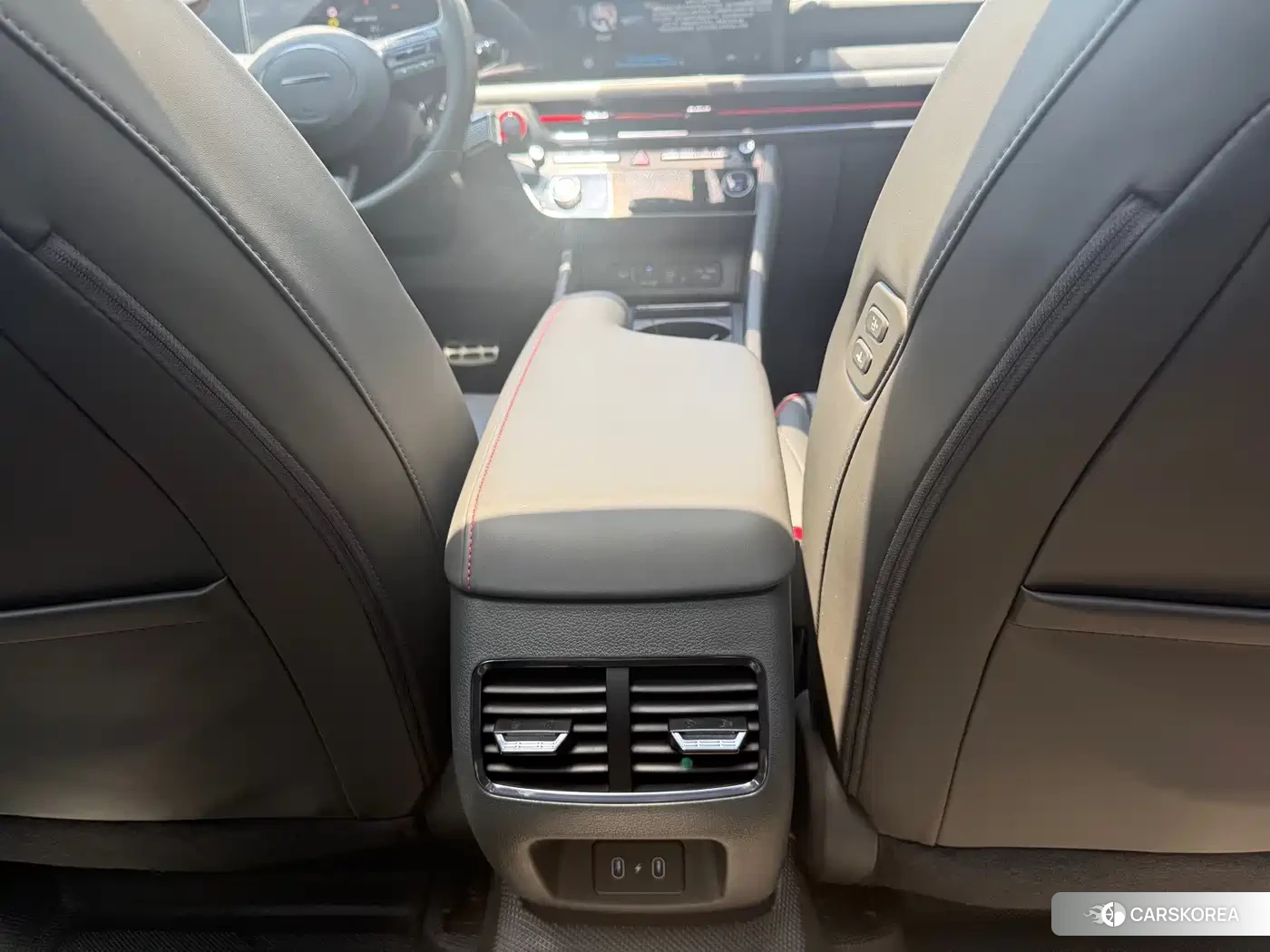Hyundai Sonata 2024 Silver/gray из Китая, фото 6