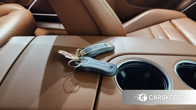 Porsche Panamera (971) 2023 Черный из Кореи, фото 6