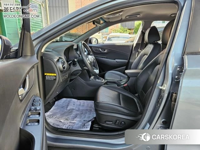 Hyundai Kona 2018 Серебристо-серый из Кореи, фото 6