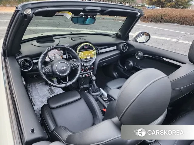 Mini Cooper Convertible 2019 Жемчужный цвет из Кореи, фото 6