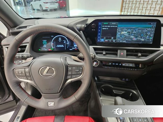 Lexus UX300h 2025 Серый из Кореи, фото 6