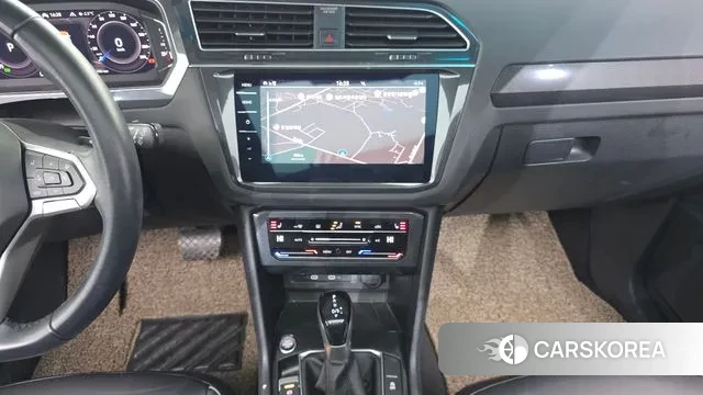 Volkswagen Tiguan second Generation 2022 Белый из Кореи, фото 6