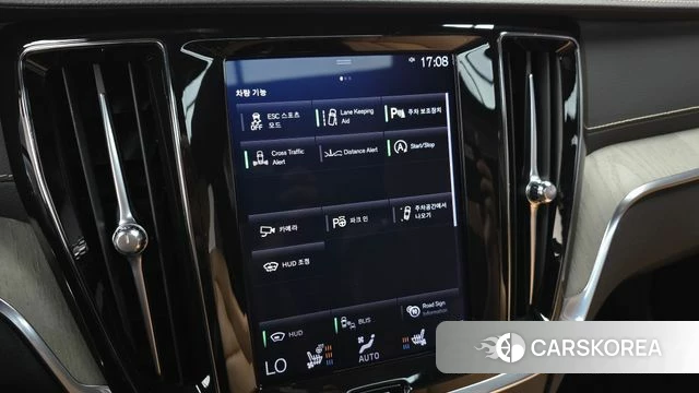 Volvo S60 3rd generation 2019 Белый из Кореи, фото 6