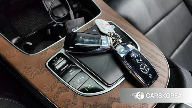 Mercedes-Benz E-Class W213 2023 Белый из Кореи, фото 6