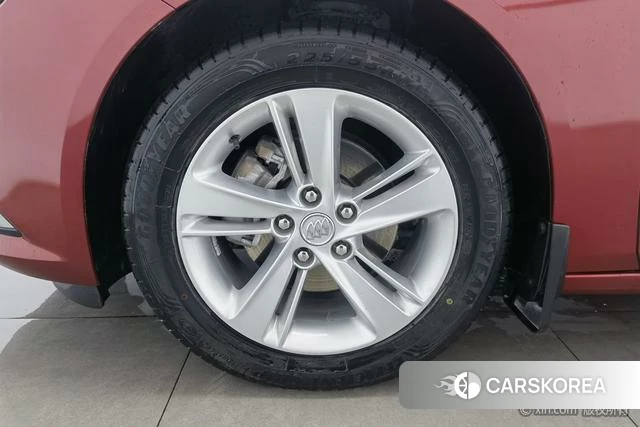 Buick Regal 2020 Красный из Китая, фото 6
