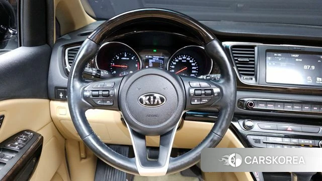 Kia The New Carnival 2018 Черный из Кореи, фото 6