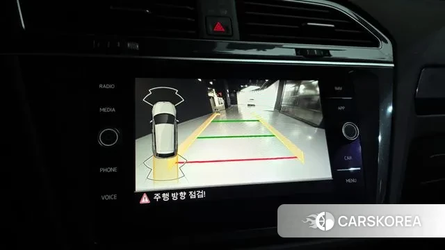 Volkswagen Tiguan second Generation 2021 Белый из Кореи, фото 6