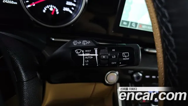 Kia Carnival 4th generation 2023 Белый из Кореи, фото 6