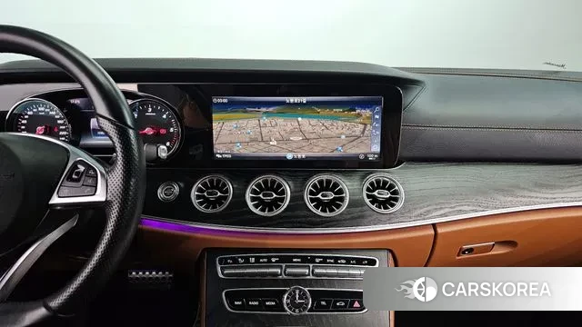 Mercedes-Benz E-Class W213 2018 Белый из Кореи, фото 6