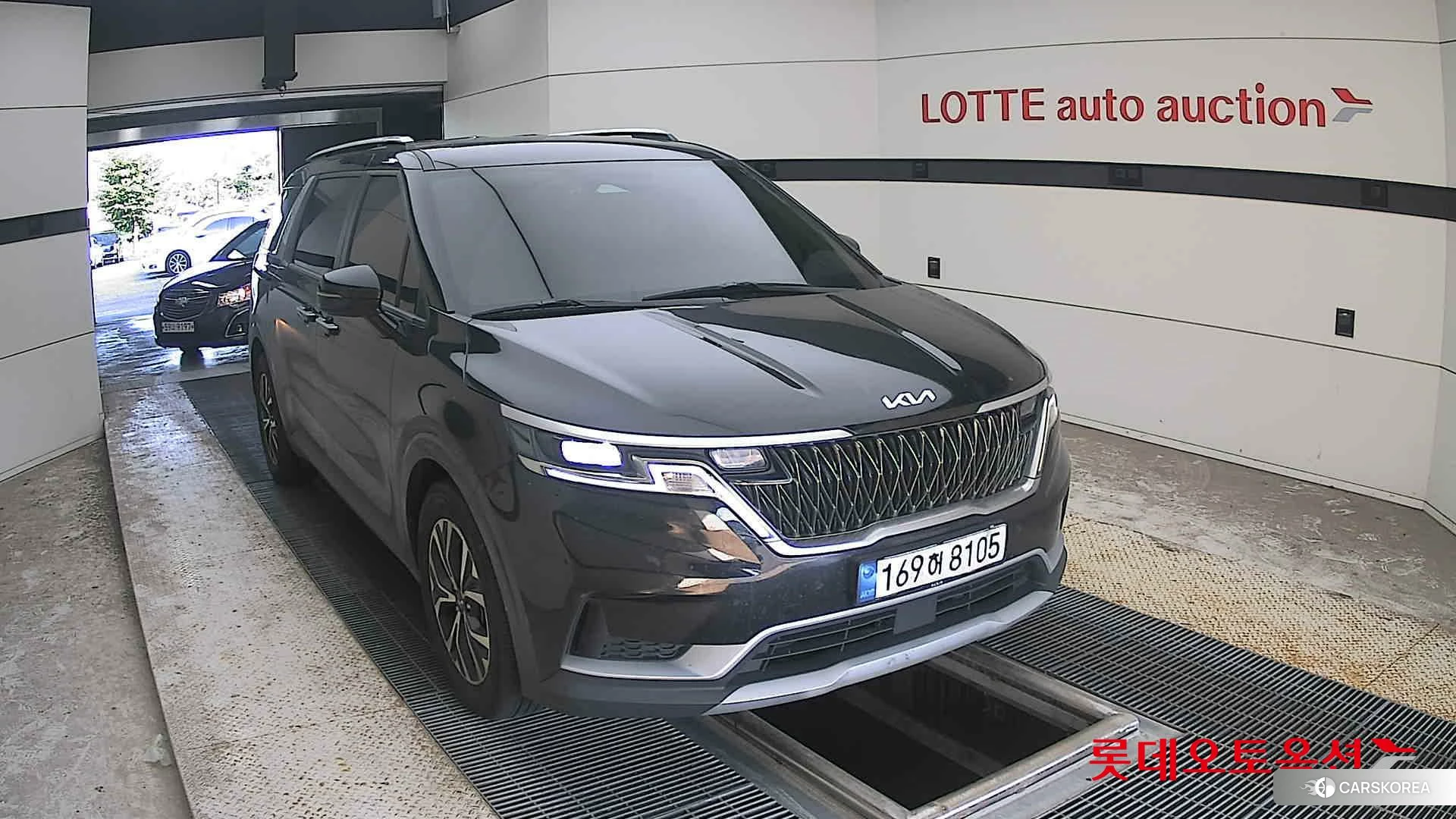 Kia Carnival 2023 Aurora Black Pearl из Кореи, фото 6